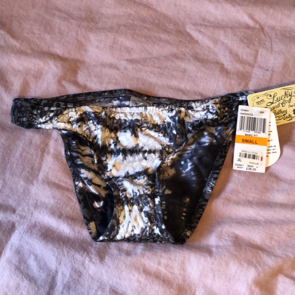 Swim bottom (brand new with tags)